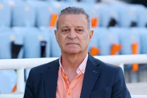 ΣΧΟΛΙΟ για Πρόδρομο Πετρίδη/ "Είναι ο ιδανικότερος για το ΑΠΟΕΛ..."
