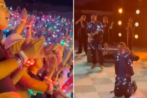 Μοναδικό βίντεο από το Ηρώδειο: Το κοινό δεν σταματά να τραγουδά το νέο τραγούδι των Coldplay 