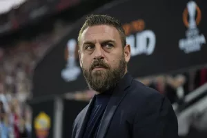  Tριετή επέκταση στο συμβόλαιο του Ντε Ρόσι