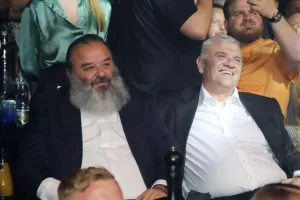 Ο Ηλιόπουλος δίπλα στον Μελισσανίδη στο περσινό γλέντι της ΑΕΚ (φώτος)