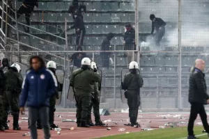 «Πρωταθλητές» στις τιμωρίες Ολυμπιακός και Παναθηναϊκός
