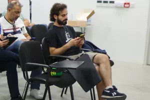 Στο καθήκον...