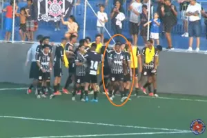 Νίκη για Corinthians με Meer 