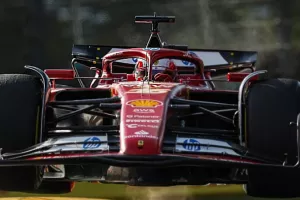 Ferrari: Ετοιμάζεται το νέο μονοθέσιο του Χάμιλτον