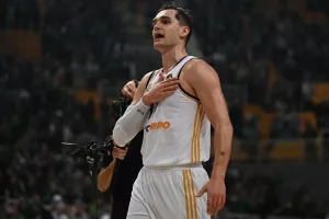 Βόμβα: Τα βρήκε με Χεζόνια για 4ετές συμβόλαιο 