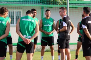 Αλλάζει ολοκληρωτικά το δεξί…άκρο