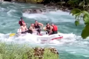 Η συνήθεια που έγινε... λατρεία: Πήγε ξανά για ράφτινγκ ο Γιόκιτς!
