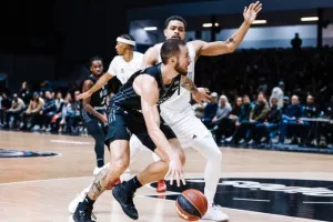 Στον τελικό η Παρί, «τελείωσε» τη Βιλερμπάν
