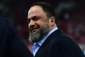 Αυτές είναι οι τρεις άμεσες ενέργειες του Μαρινάκη ως πρόεδρος της Super League, φέρνει προς ψήφιση νέο φορμάτ