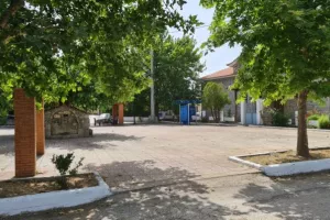Διαφορά 60 βαθμών: Το χωριό της Ελλάδας που παγώνει το χειμώνα και βράζει το καλοκαίρι