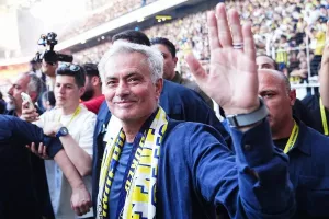 Ο πρώτος μεταγραφικός στόχος του Μουρίνιο