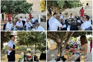 Δείπνο στο προαύλιο του Μεσαιωνικού Κάστρου! (Φώτος)
