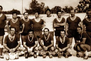 Πένθος στον Απόλλωνα για τον Παπαδήμα