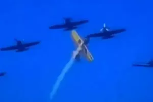 Σύγκρουση αεροσκαφών σε επίδειξη στην Πορτογαλία: Ένας νεκρός πιλότος