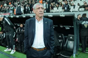 Νέος σταθμός στην καριέρα του Σάντος, η εθνική Αζερμπαϊτζάν!