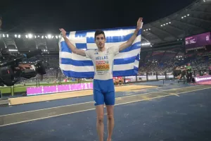 "Aθλητής φαινόμενο... και πρότυπο ήθους"