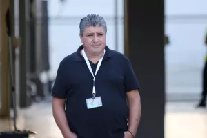 Ανακοίνωσε την αποχώρησή του ο “Καραβίδας”