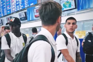 Επιστροφή/ΑΕΚ