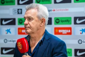 Επιστρέφει ο Αγκίρε στον πάγκο του Μεξικού