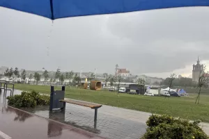 (Βίντεο/Φώτος) Βρέχει στο Βίλνιους 