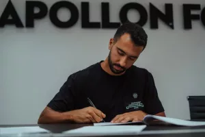 Κοντά... ο Πέρετζ