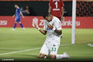 (Μεταγραφικό) Anderson Silva για την επίθεση