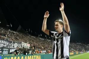 Κεντζιόρα; Παρών! Απόψε στην Ολλανδία για τον ΠΑΟΚ