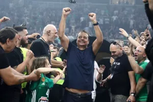 Προπονητής της χρονιάς o Εργκίν Αταμάν