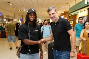ΑΕΚ: Στην Αθήνα και πιάνει δουλειά ο Οντουμπάτζο