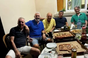 Παικταράδες/Ομόνοια