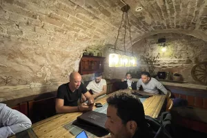 (Φώτος) Επέλεξαν... Etno Dvaras