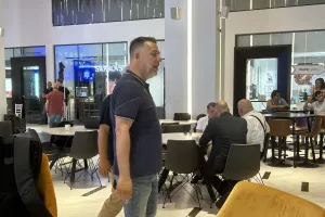 Εκεί ο Πετεβίνος
