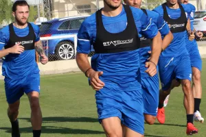 ΚΛΙΚΣ από την πρώτη