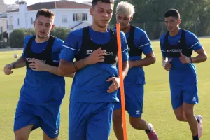 ΚΛΙΚΣ από την πρώτη