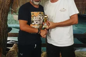 Τίμησαν τους ποδοσφαιριστές και τον πρώην προπονητή