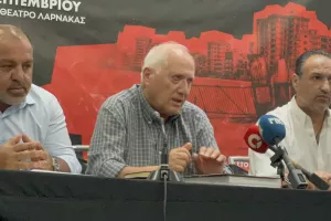 EΞΕΛΙΞΗ στη Σαλαμίνα: “Εξασφαλίστηκε η πολεοδομική άδεια για το γήπεδο” (βίντεο)