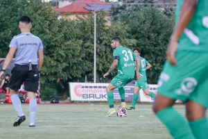 ΚΛΙΚΣ... από το φιλικό