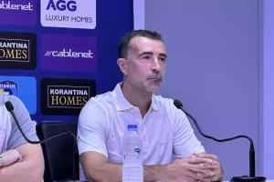 Ατάκα για.. "Αλφαμέγα"