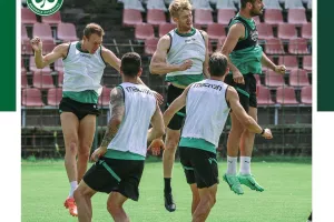 Ομόνοια/ΦΩΤΟΣ προπόνησης