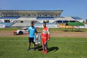 Ενδιαφέρει ΑΕΚ/ FC Corvinul - Επίσκεψη από... Παγκόσμιο πρωταθλητή (Φώτος)