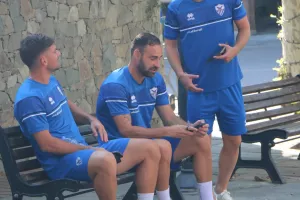 (Φώτος) Βόλτα στην Κακοπετριά