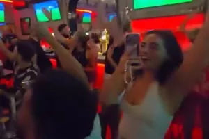 Show... οι Εγγλέζοι