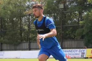 Ηγετικό ρόλο/ΑΝΟ