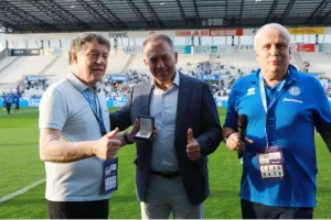 Το δώρο στον Ρεχάγκελ για την επέτειο από το έπος της Πορτογαλίας