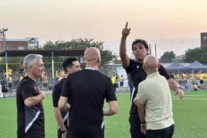 Εκεί μόνο η ΑΕΛ!