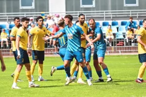 ΚΛΙΚΣ από το φιλικό της ΑΕΛ