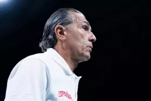 Σκαριόλο για Γιάννη: «Η Ελλάδα έχει έναν από τους καλύτερους παίκτες στον κόσμο»