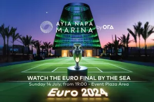 Παρακολούθησε τον τελικό του Euro 2024… με θέα τη Μαρίνα Αγίας Νάπας!