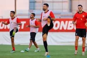 Η επίσημη πρώτη της Νέας Σαλαμίνας (Φώτος/βίντεο)