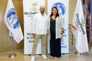 Η επίσκεψη ΚΟΑ - Ολυμπιακής ομάδας στο Προεδρικό (Φώτος)